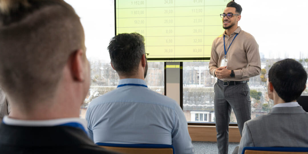 Cómo elegir la sala de conferencias ideal en Panamá